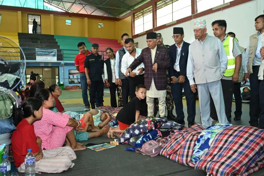 राष्ट्रपति रामचन्द्र पौडेलद्वारा भोटेकोशी बाढी प्रभावित क्षेत्रको अवलोकन