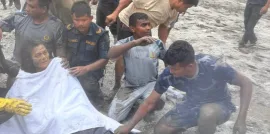 ११ दिनपछि बाढीले पुरिएको घरबाट महिलाको जीवितै उद्धार